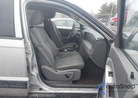 2006 Jeep Grand Cherokee Laredo from USA, damaged, VIN 1J4GR48K26C205161